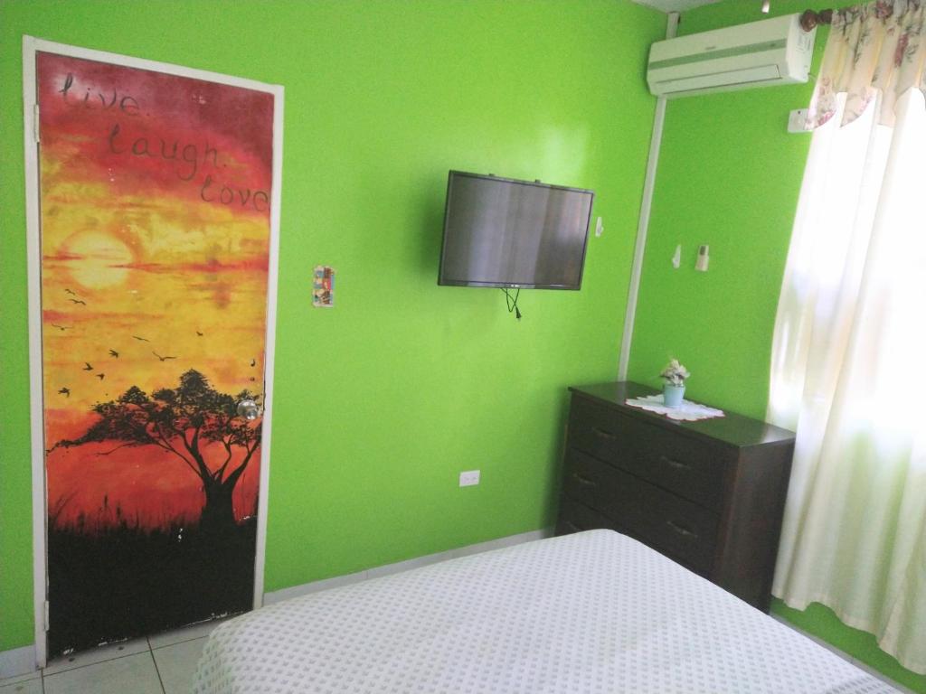 Bed and Breakfast Jamaican Escape, Kingston, Jamaica