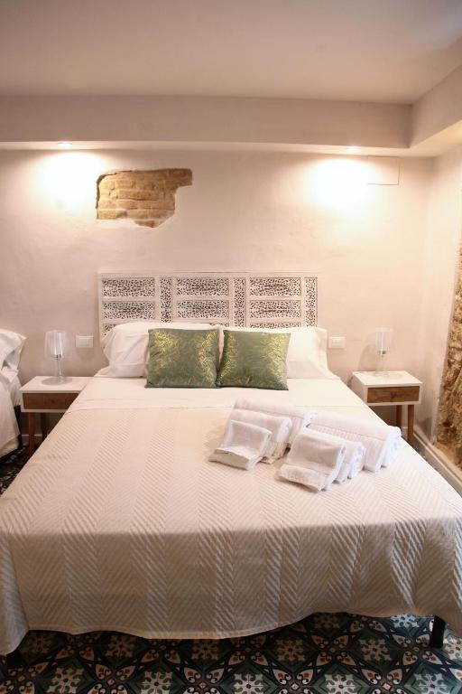 Alle Absidi della Cattedrale - 18