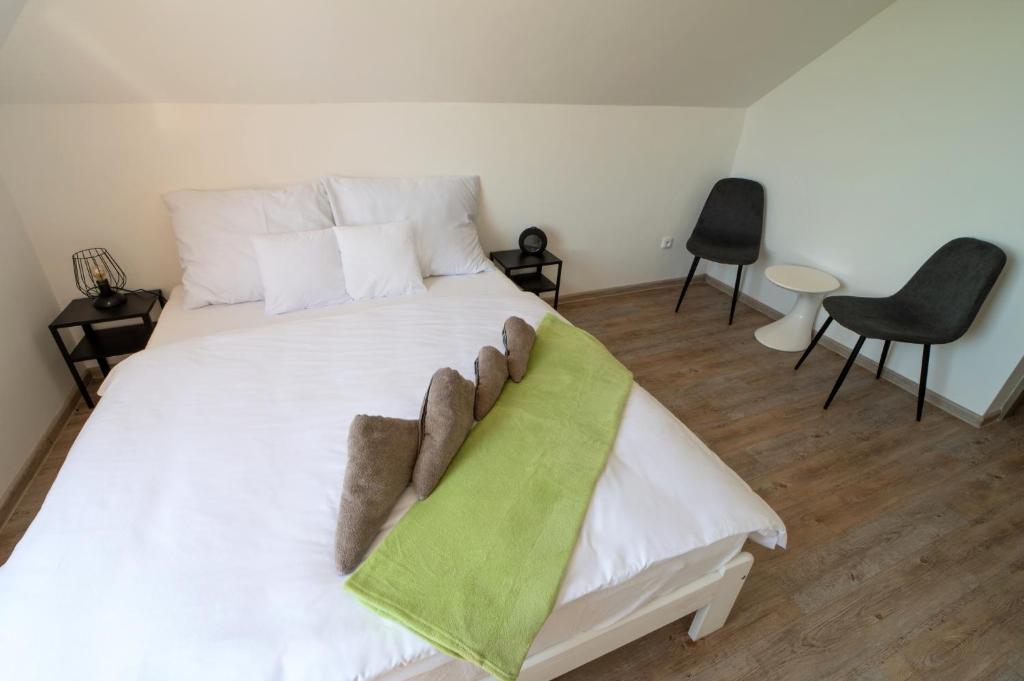 Formule - Double Room With Mountain View