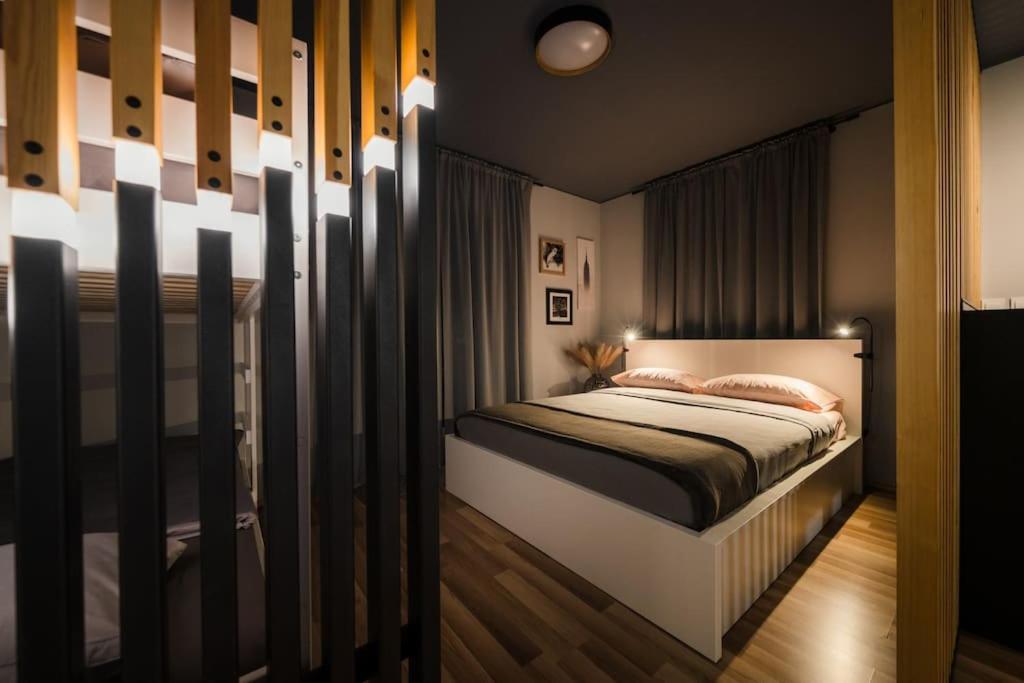 Cosy apartmentにあるベッド