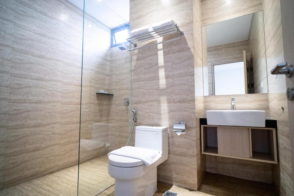 Koupelna v ubytování Midtown Residence Simatupang Jakarta