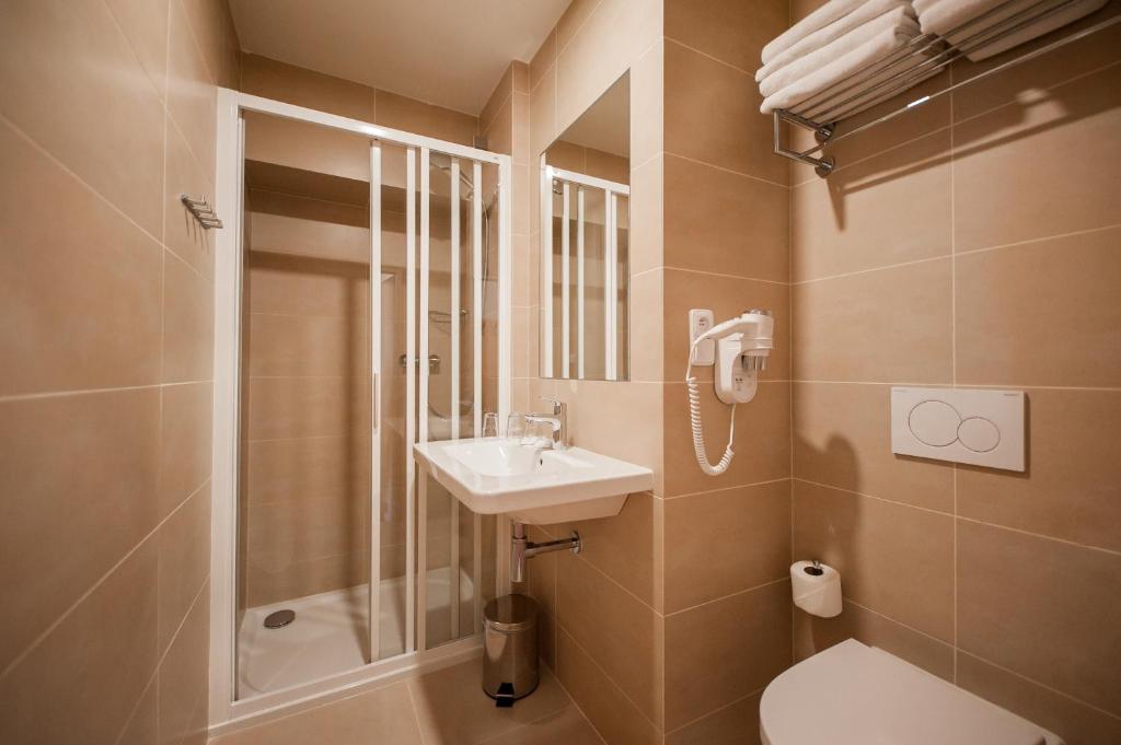 
Economy Quadruple Room
