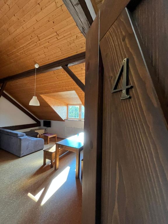 Fotografie z fotogalerie ubytování Apartments Cederika v destinaci Věžovatá Pláně