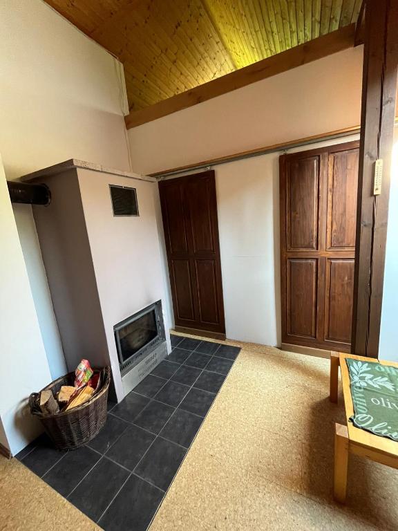 TV a/nebo společenská místnost v ubytování Apartments Cederika