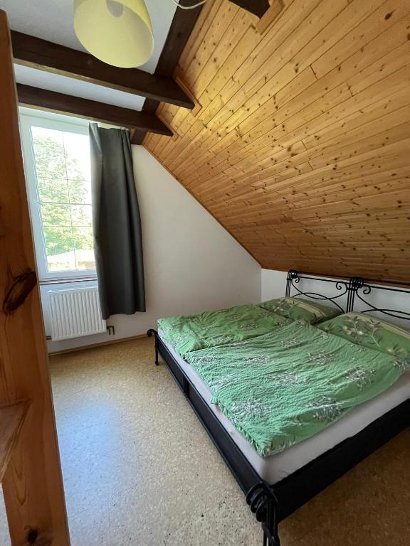 Postel nebo postele na pokoji v ubytování Apartments Cederika