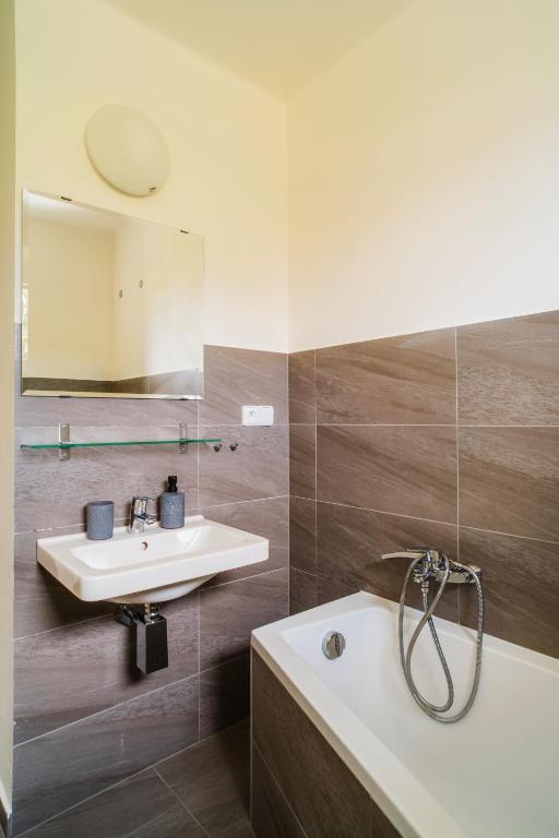 Koupelna v ubytování Apartmány Špička - Stříbrnice u sjezdovky
