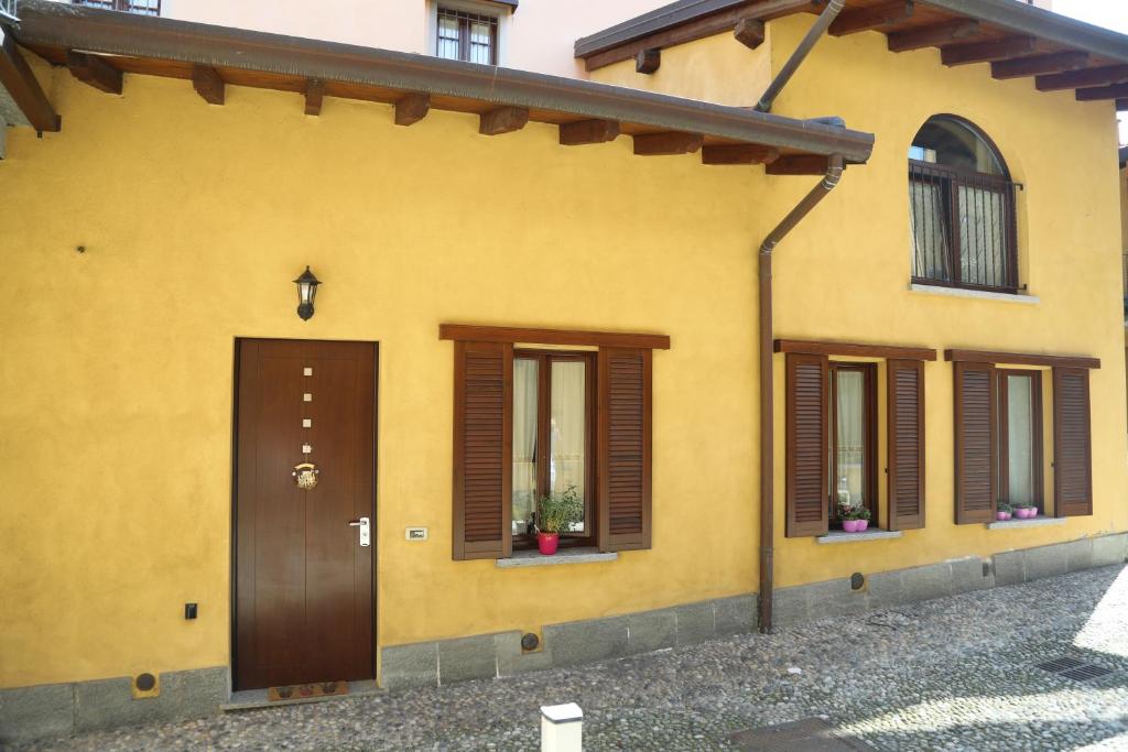 Budova, kde se vila nachází