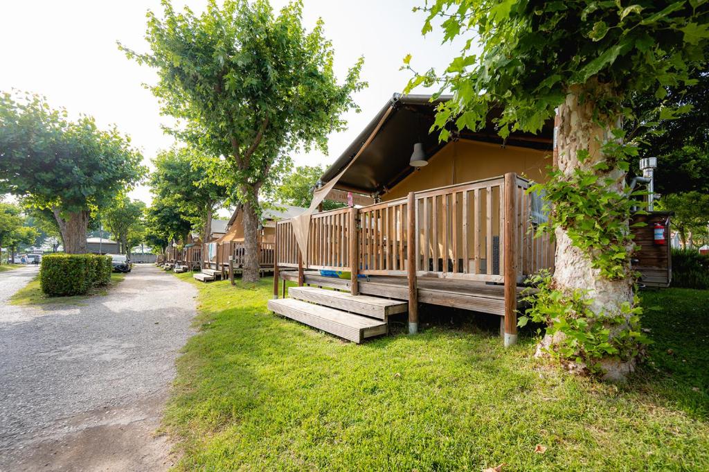 Zahrada ubytování Glamping Lake Garda
