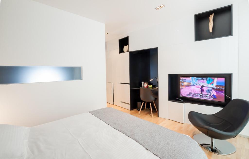 Unique Rooms - 19