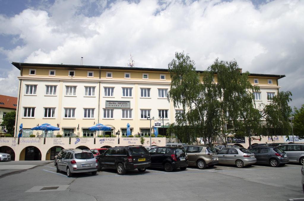 Budova, kde se hotel nachází