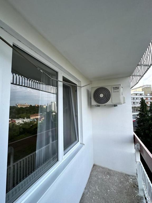 Balkón nebo terasa v ubytování Hotel Muncel Băile Felix