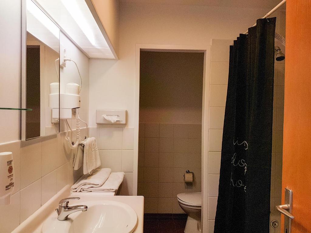 CEU Konferencia Központ - Resim 11