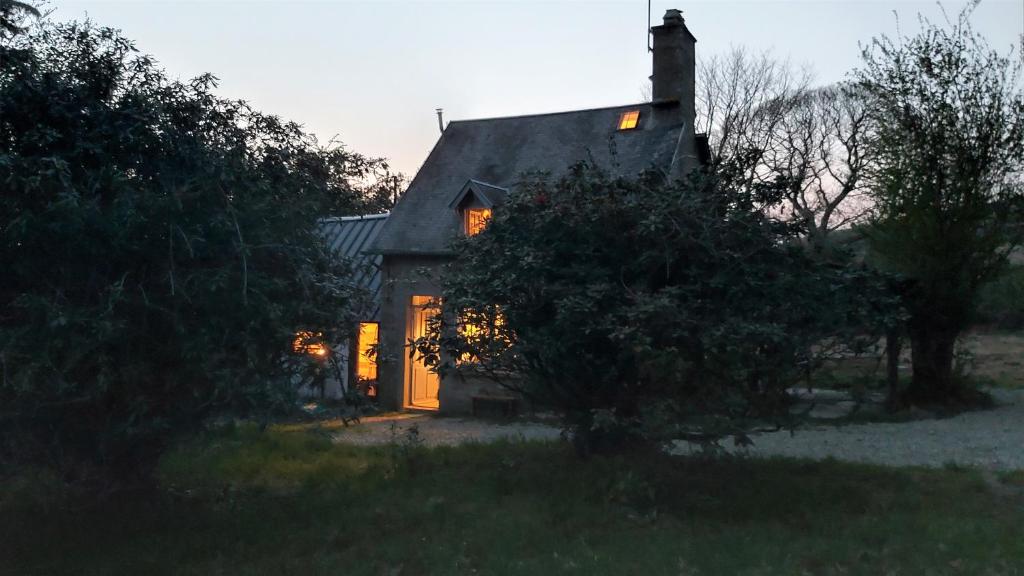Remote country house Normandy - Chalet De Deux Chambres