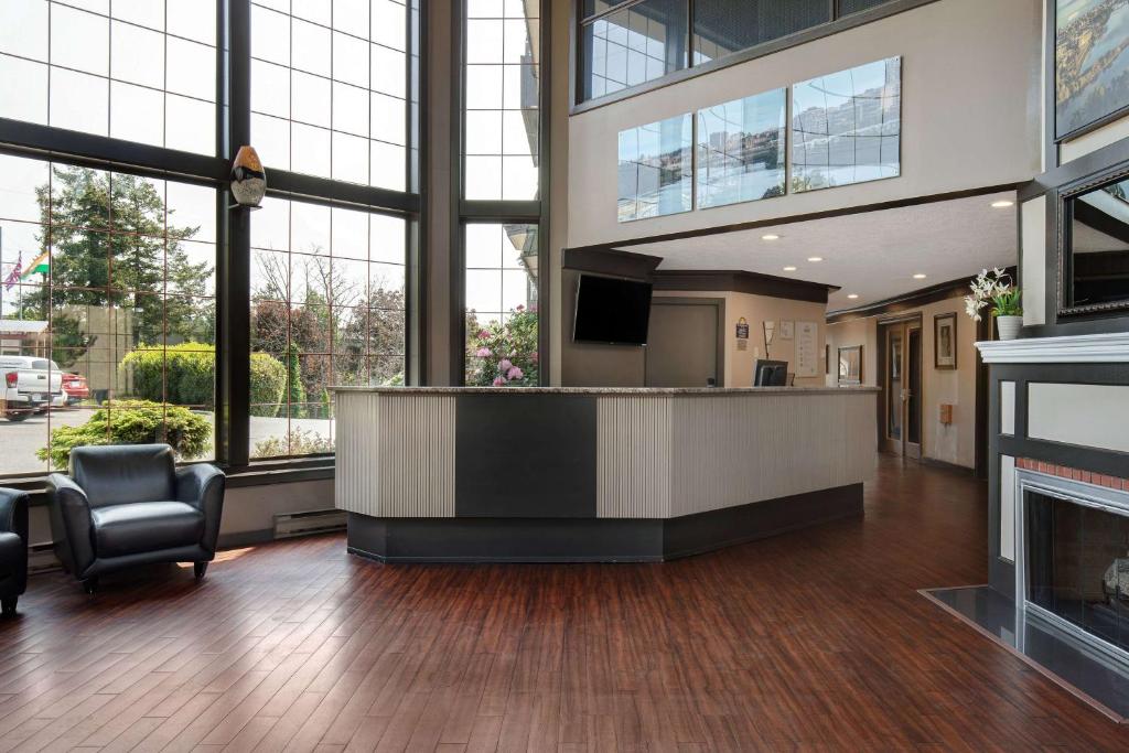 Days Inn by Wyndham Victoria Uptown - Resim 10