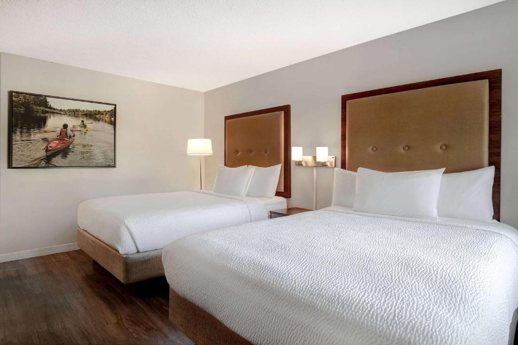 Days Inn by Wyndham Victoria Uptown - Resim 29