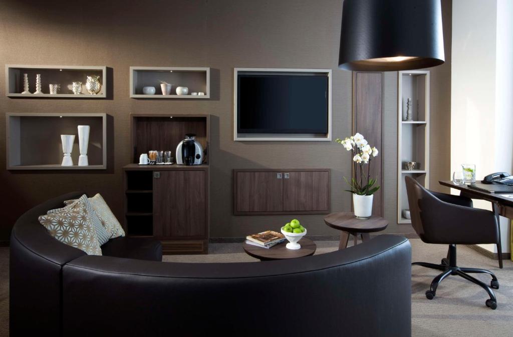 Lindner Hotel Cologne City Plaza, part of JdV by Hyatt - Resim 21