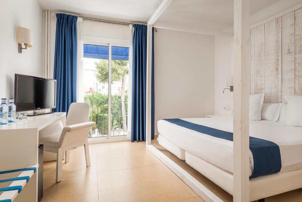 Hotel Medium Sitges Park - Double Or Twin Room With Garden View