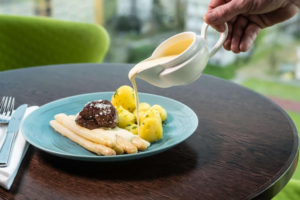 Lindner Hotel Bratislava, part of JdV by Hyatt - Resim 10