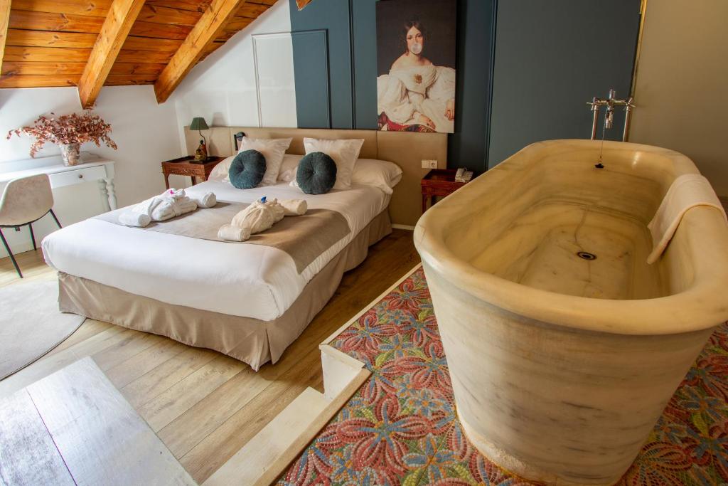 Les Monges Palace Boutique - Suite Junior De Luxe