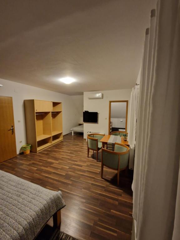 Guest house Wolf II - 15