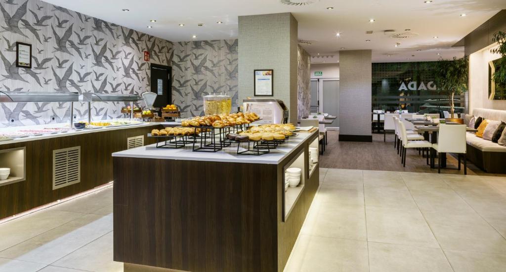 Hotel Ilunion Bilbao - Resim 30