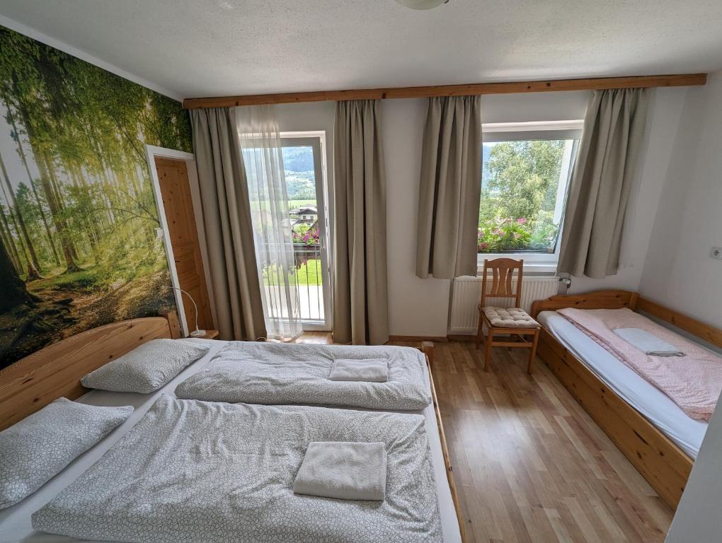 Letto o letti in una camera di Haus Kathan
