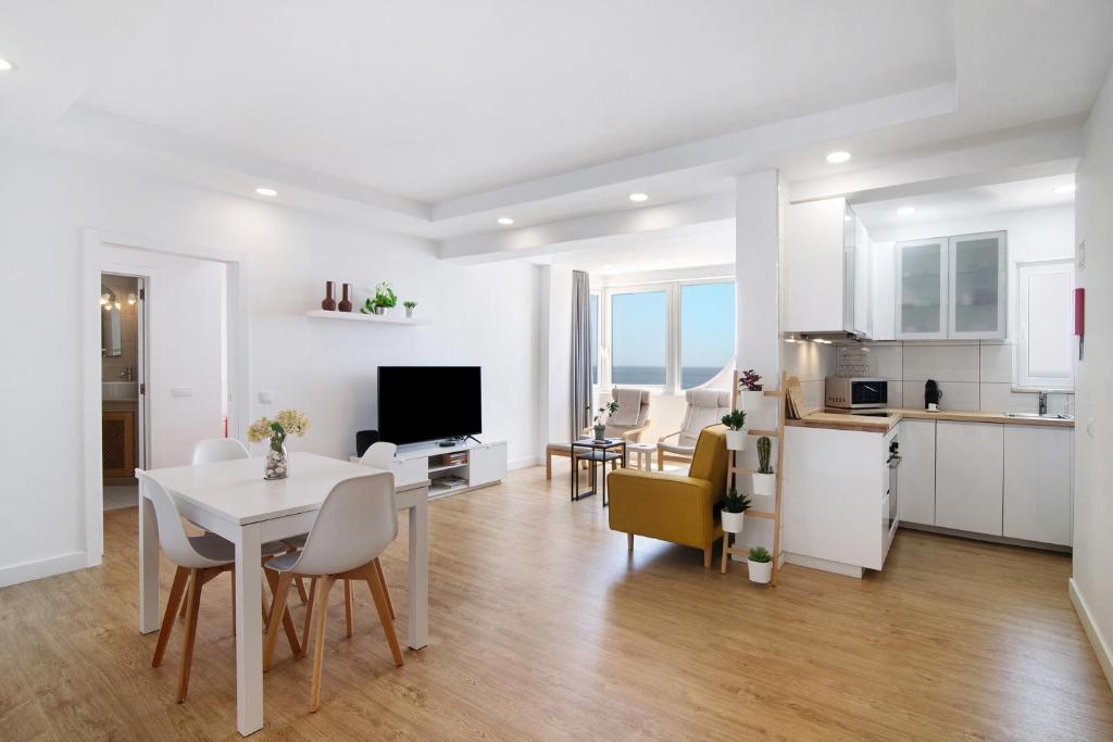 Kuchyň nebo kuchyňský kout v ubytování Moderno e renovado T2