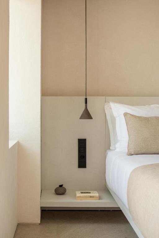 A bed or beds in a room at Hotel Senia - Onar Hotels Collection