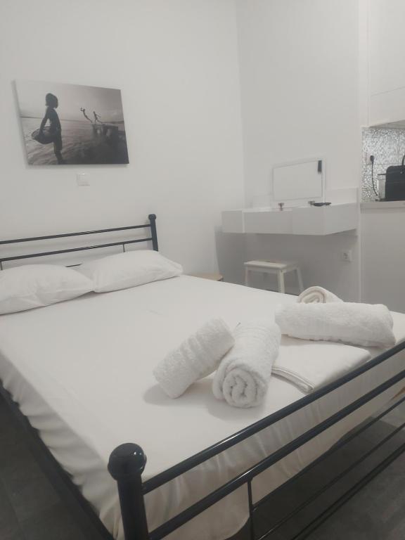 Posteľ alebo postele v izbe v ubytovaní Anemela studio basic