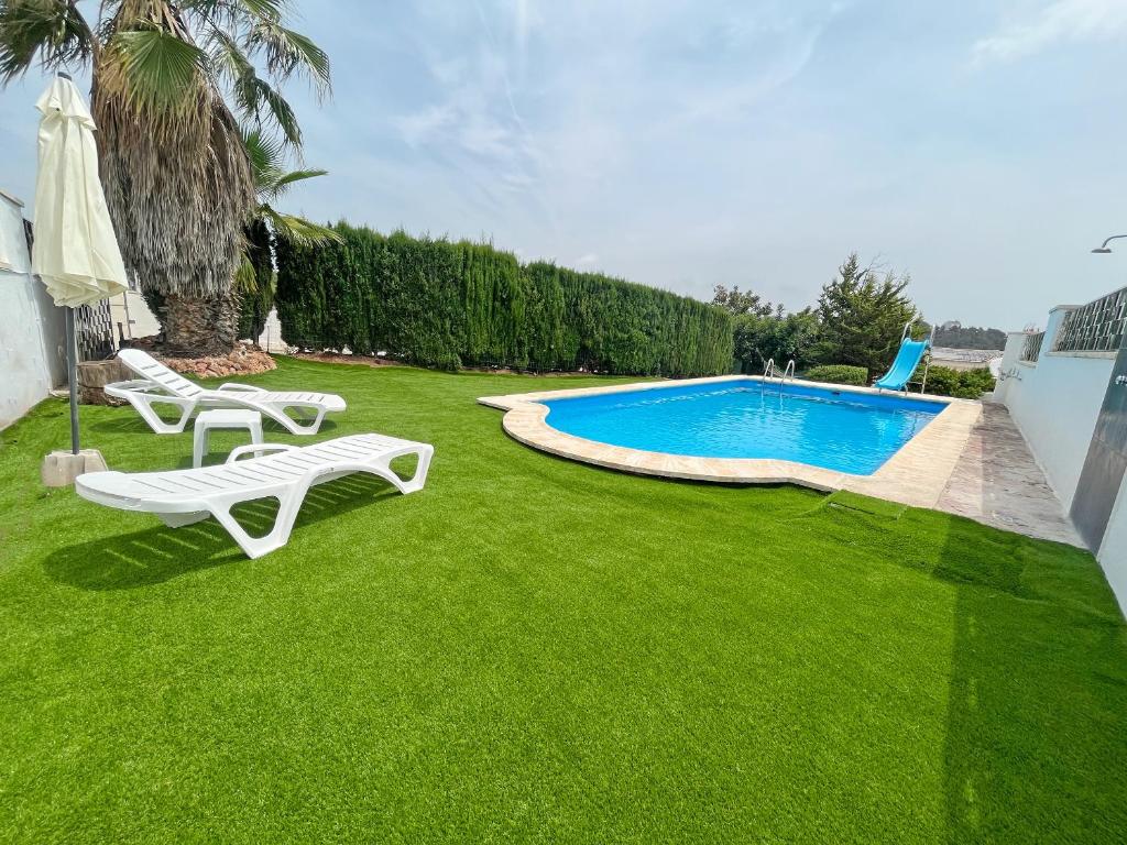 Bonito chalet con piscina privada en Gilet, Gilet ...