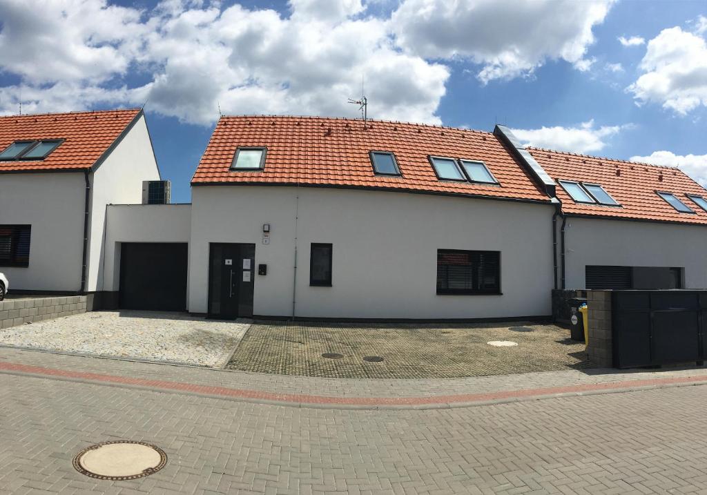 Vilabyt se zahrádkou a výhledem na zámek - 4