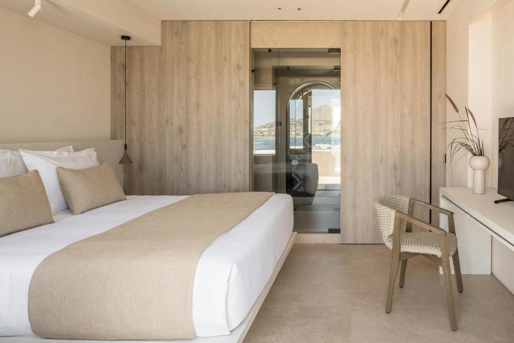 A bed or beds in a room at Hotel Senia - Onar Hotels Collection