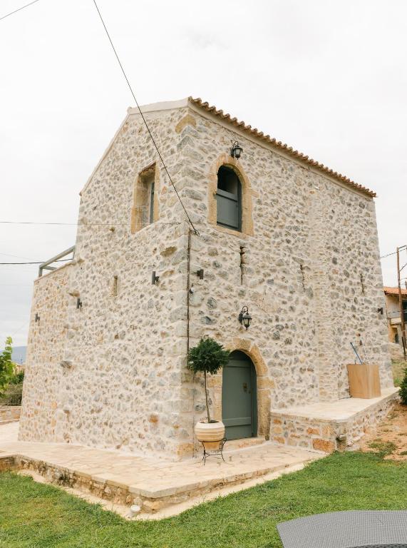 Budova, kde se vila nachází
