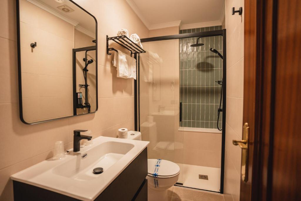 A bathroom at Hotel Xunqueira