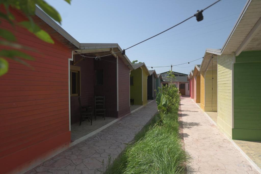 MIQT Beach - Bungalows - Image 3