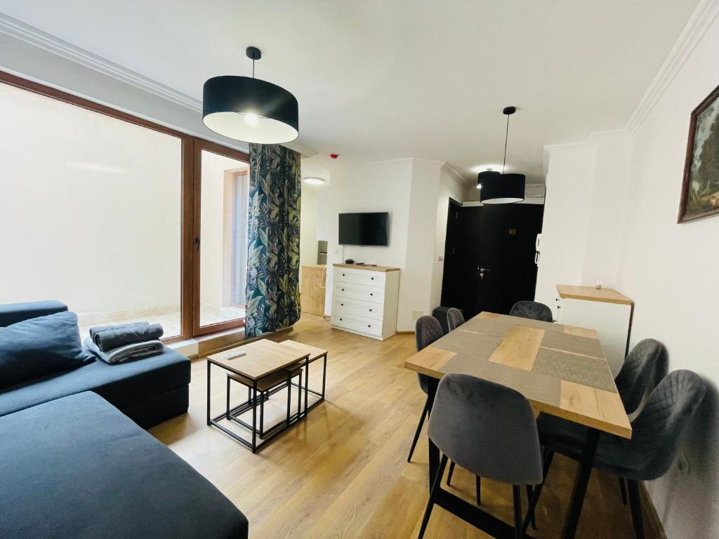 Phenix - 1Bed Apartment with Big terracе