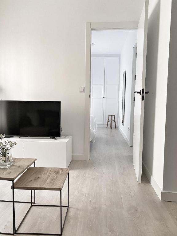 A television and/or entertainment centre at Smart Stay Córdoba, Zona Centro