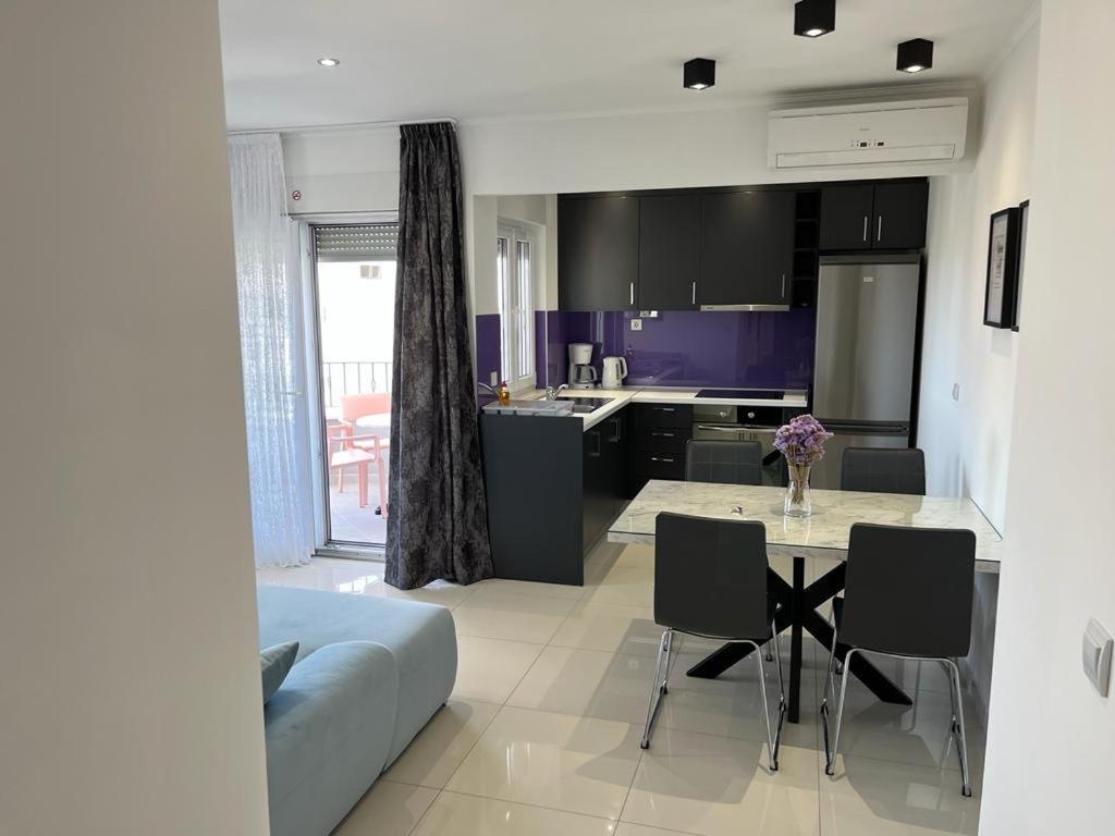 Kuchyň nebo kuchyňský kout v ubytování Apartments Pivac