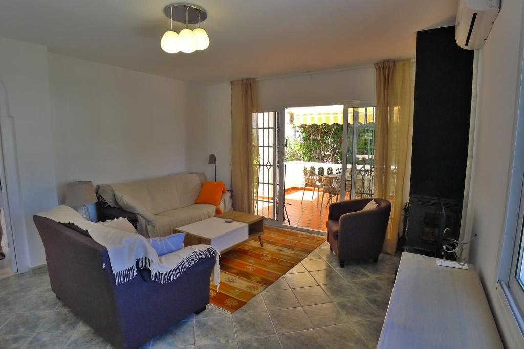 Posezení v ubytování Villa Golondrinas - Private villa to sleep 6