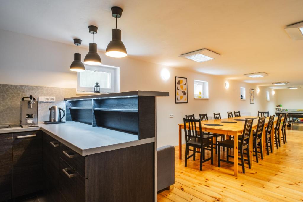 Kuchyň nebo kuchyňský kout v ubytování Apartmány Špička - Stříbrnice u sjezdovky