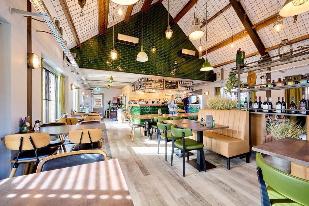 Restaurace v ubytování Glamping Valkenburg