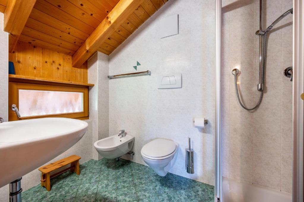 Vannituba majutusasutuses Lindenhof Apt 3