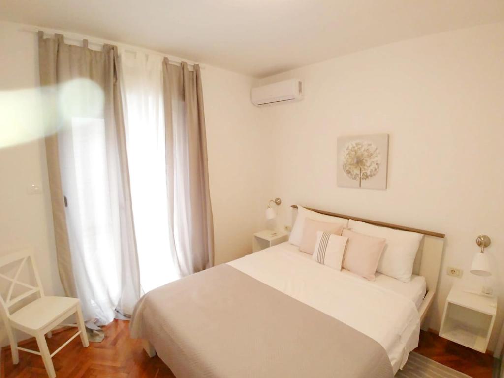 Posteľ alebo postele v izbe v ubytovaní LUXURY APARTMENT MEJE