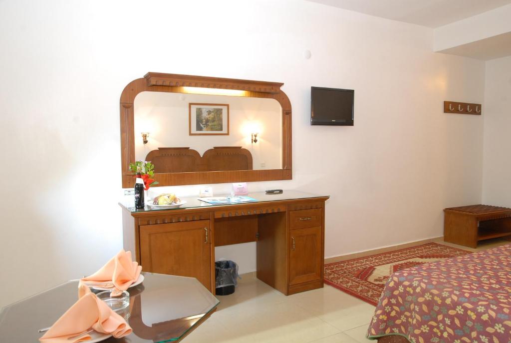 Postel nebo postele na pokoji v ubytování Marmaris Park Hotel