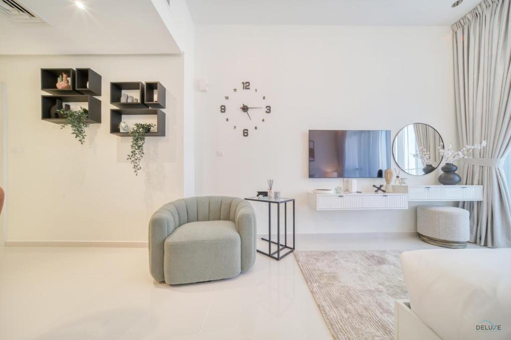 Alluring Studio at Golf Promenade 3A DAMAC Hills by Deluxe Holiday Homes