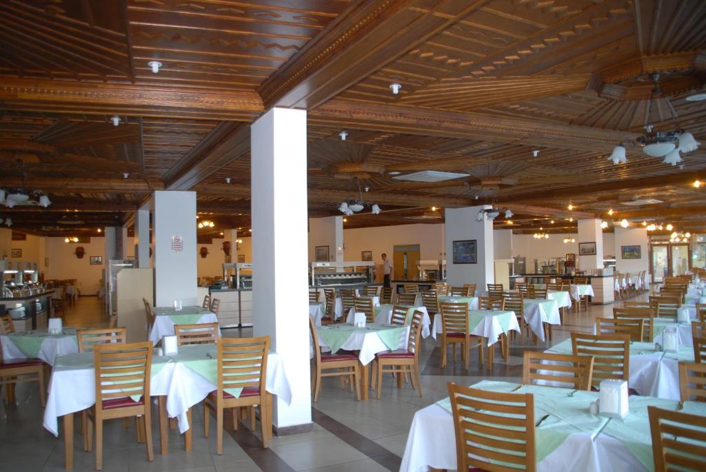 Restaurace v ubytování Marmaris Park Hotel