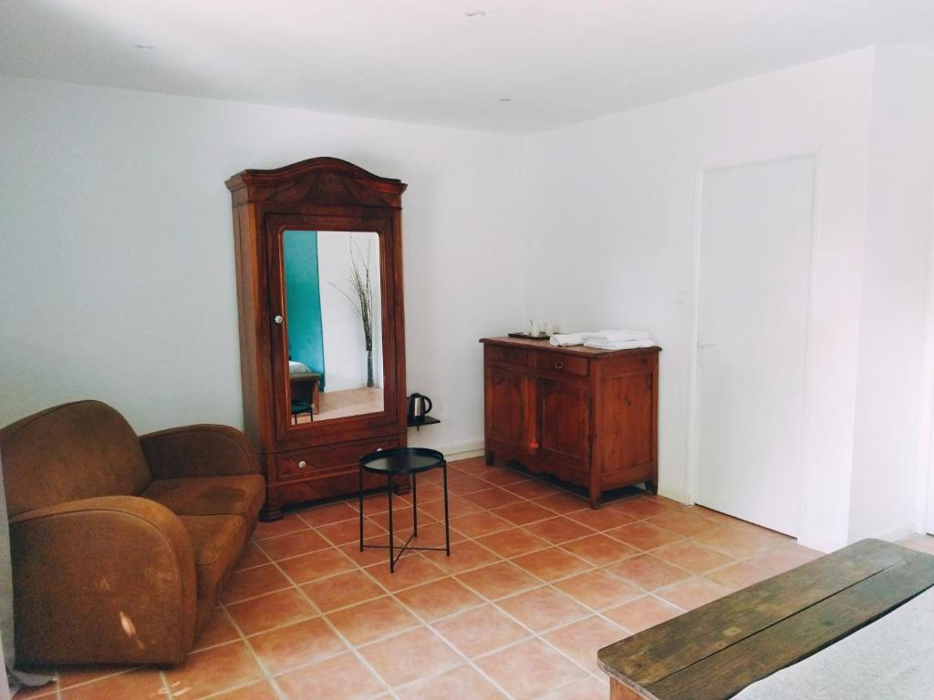 Posedenie v ubytovaní Aur Blan - Chambres Le Somail
