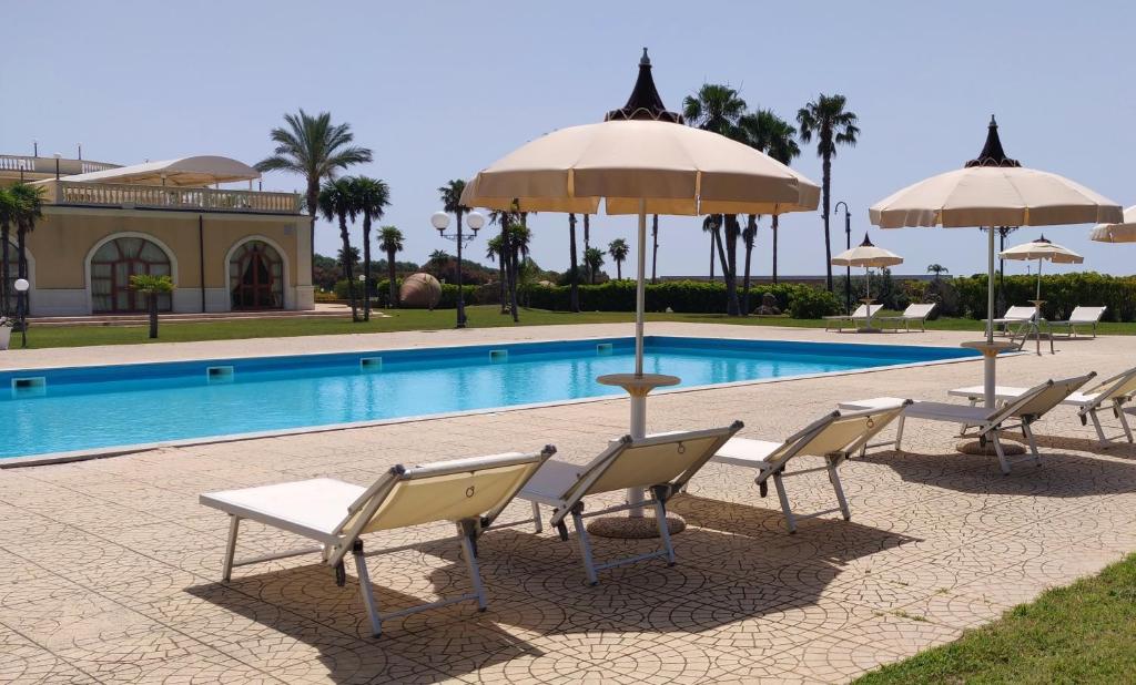 Bazen v nastanitvi oz. blizu nastanitve Parco dei Principi Hotel