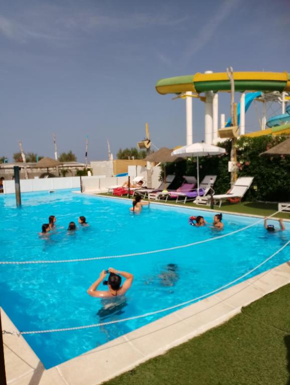 Bazén v ubytování Hotel Sara nebo v jeho okolí