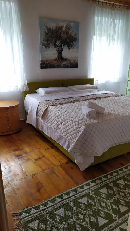 En eller flere senge i et værelse på Peter's traditional house